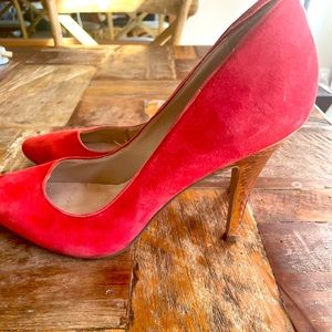 Stylish size 9 womens does.